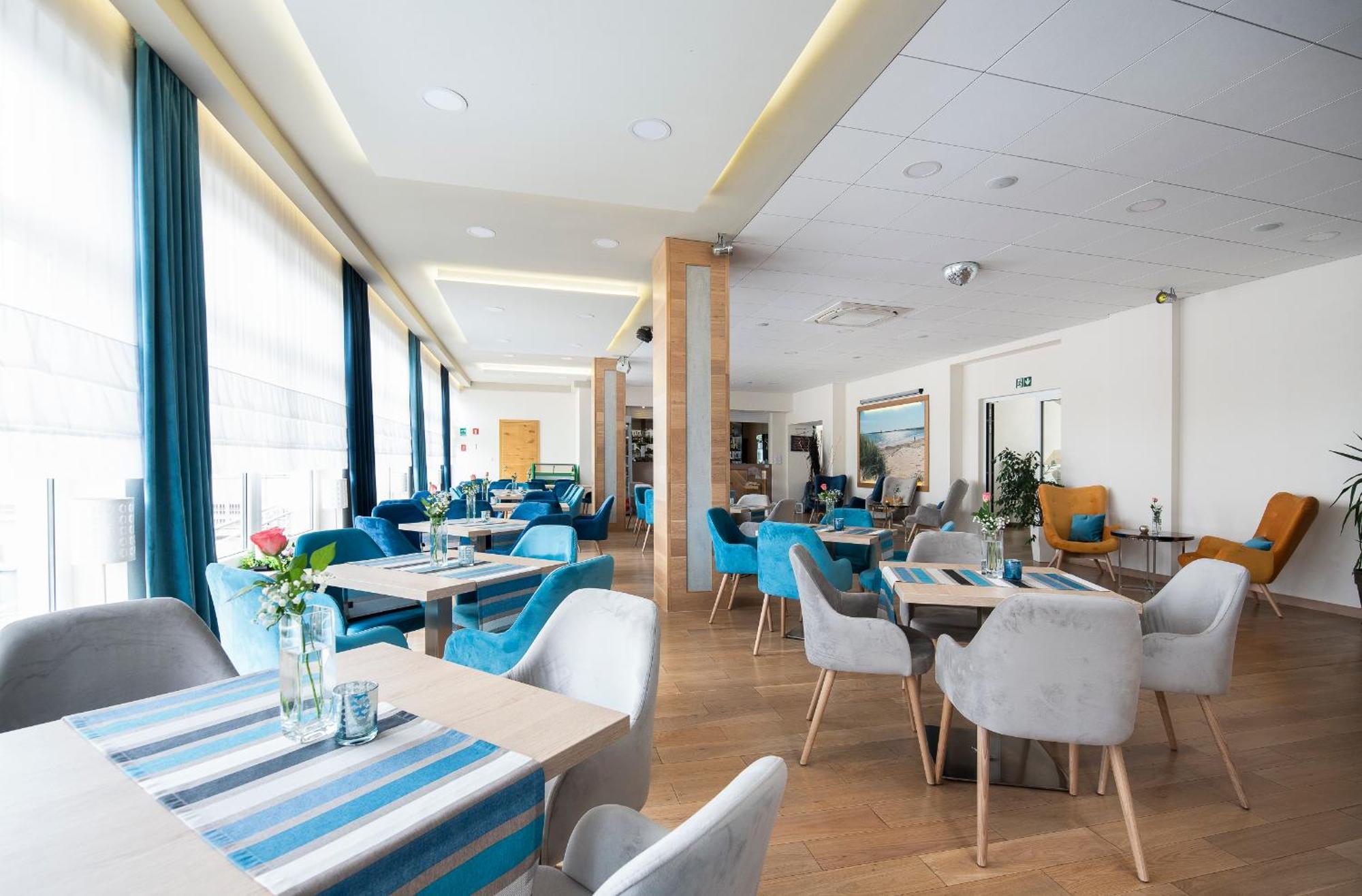 Interferie Cechsztyn Hotell Ustronie Morskie Exteriör bild